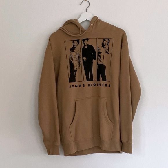 Jonas Brothers Other - Jonas Brothers The Tour 2023 Graphic Hoodie Tan Medium